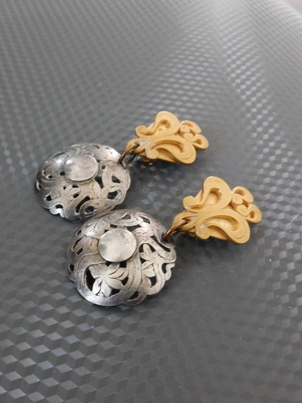 VTG Marjorie Baer MB SF Mixed Metal Etched Earrings Dangle Boho Clip On